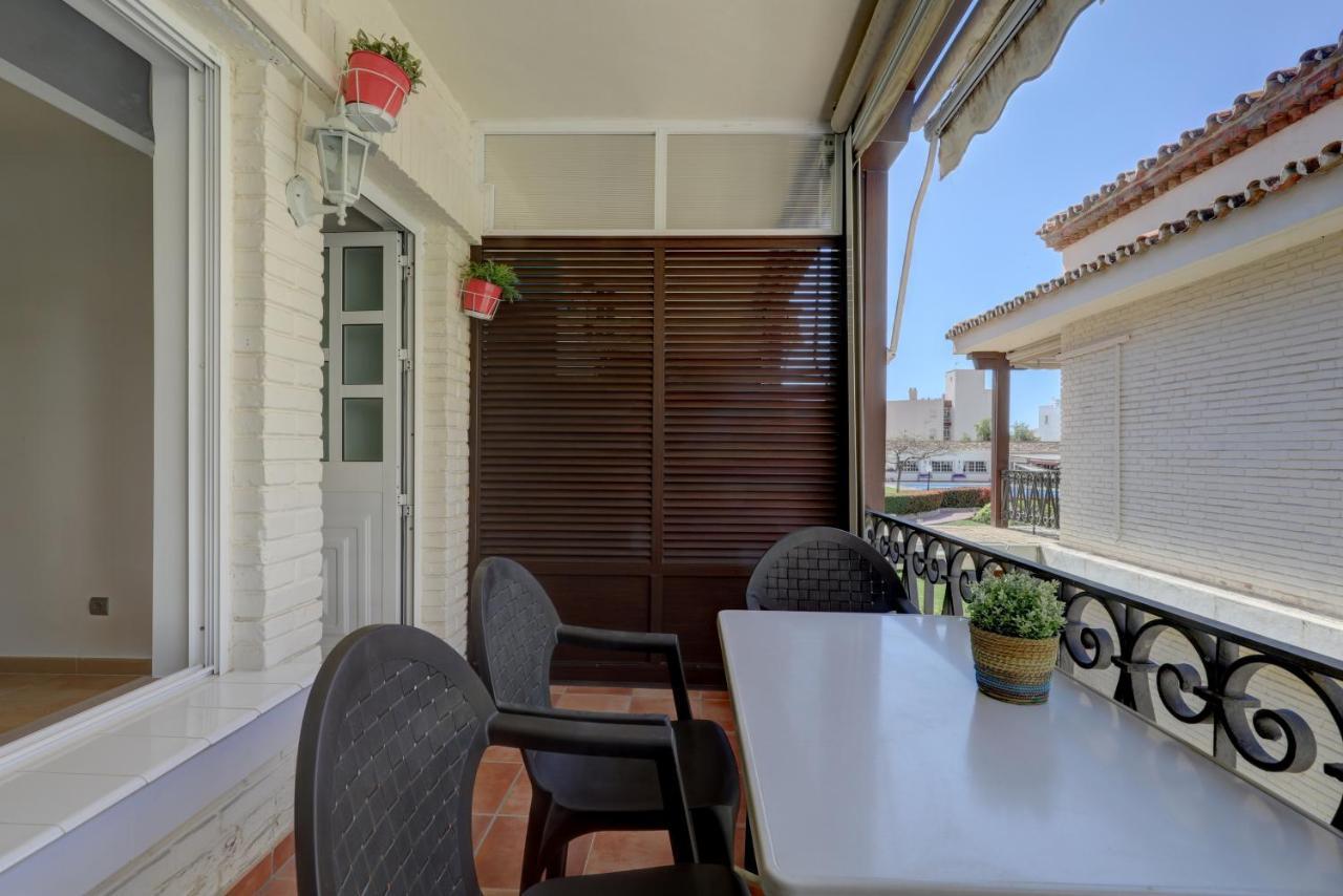 071 - Beachside Studio Perfect For A Family Getaway Lägenhet Torremolinos Exteriör bild