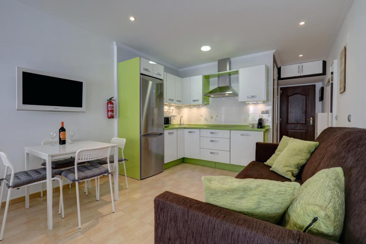 071 - Beachside Studio Perfect For A Family Getaway Lägenhet Torremolinos Exteriör bild