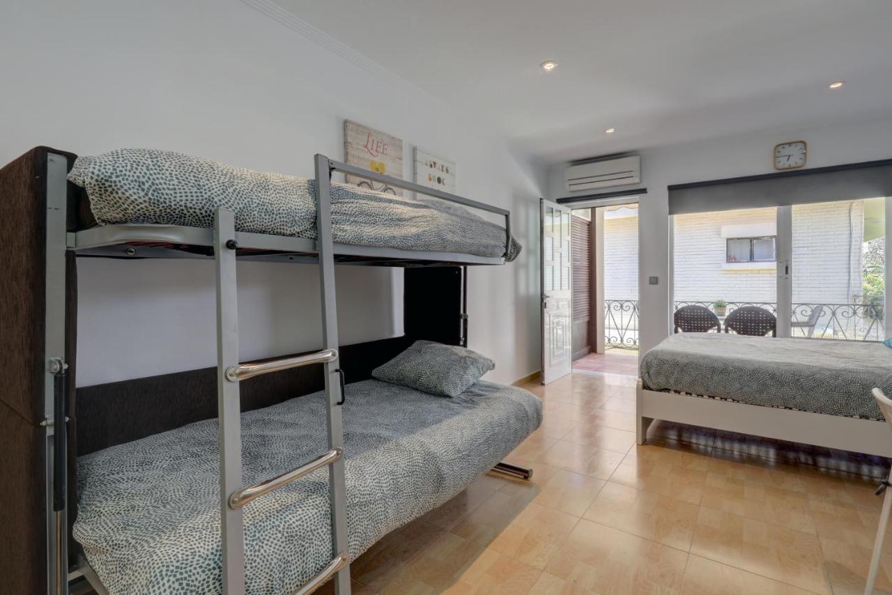 071 - Beachside Studio Perfect For A Family Getaway Lägenhet Torremolinos Exteriör bild