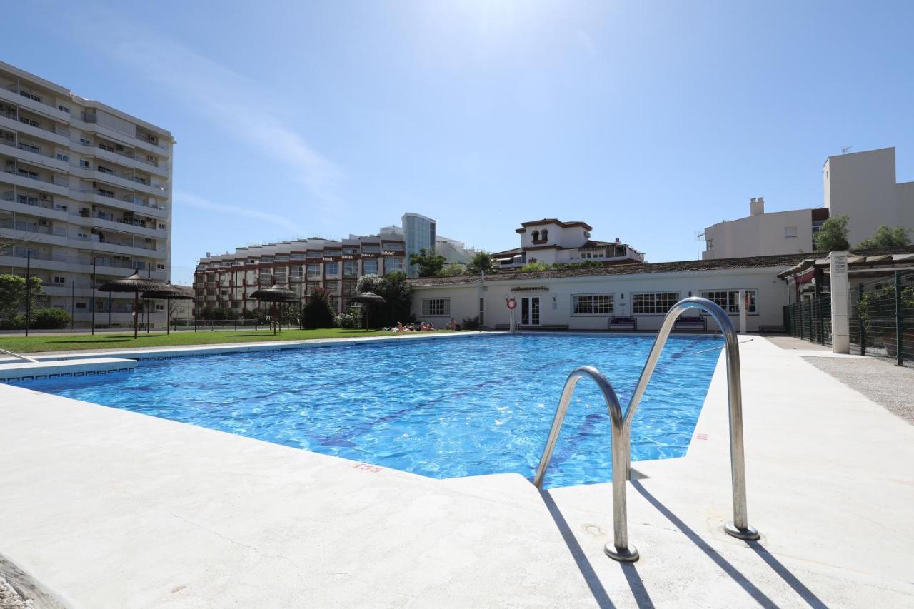 071 - Beachside Studio Perfect For A Family Getaway Lägenhet Torremolinos Exteriör bild
