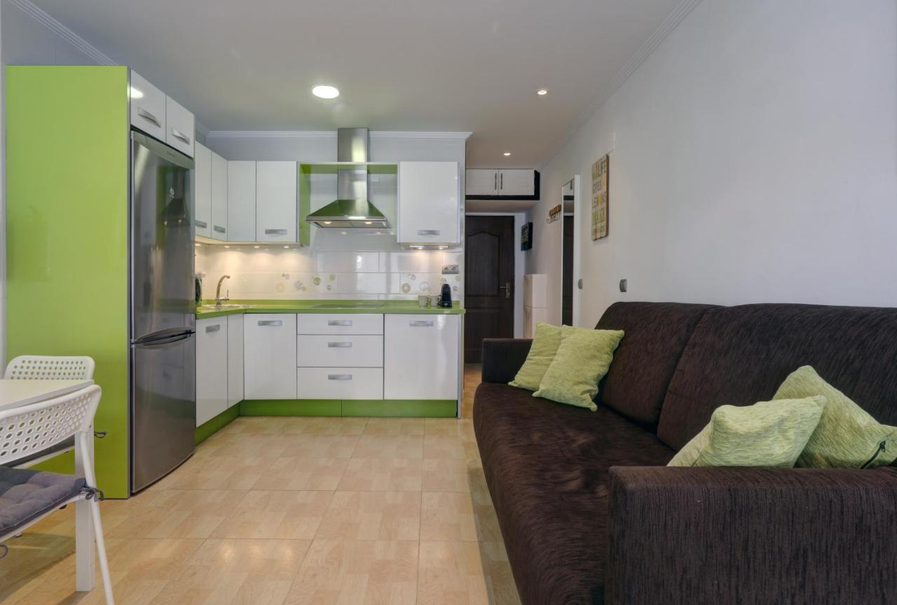071 - Beachside Studio Perfect For A Family Getaway Lägenhet Torremolinos Exteriör bild