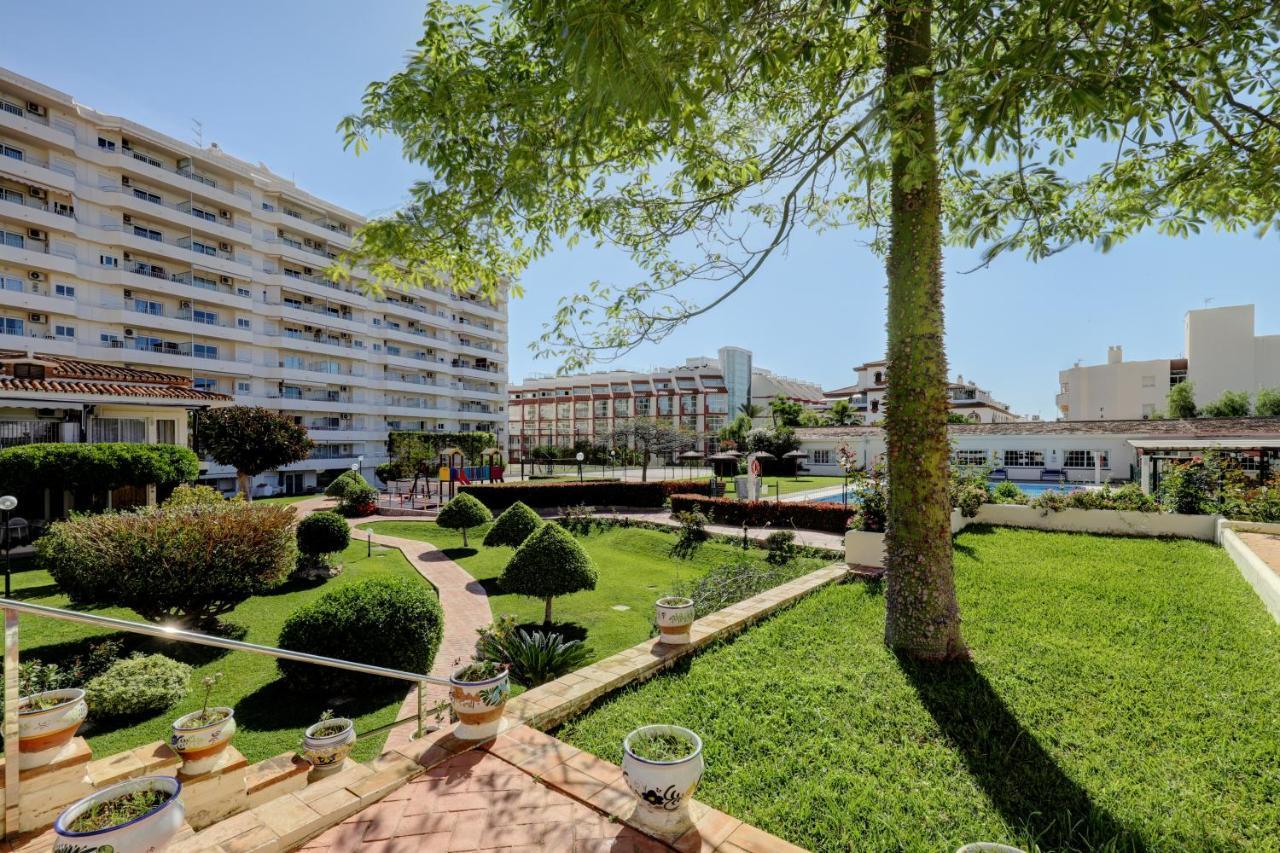071 - Beachside Studio Perfect For A Family Getaway Lägenhet Torremolinos Exteriör bild